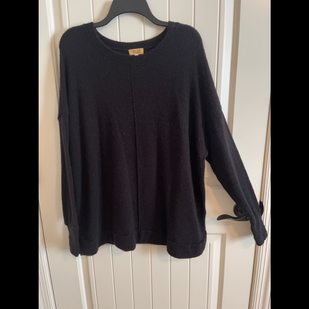 Women’s boutique sweater